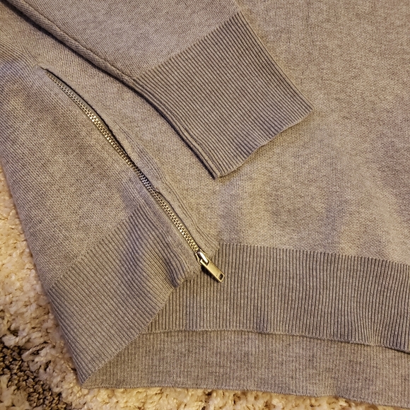 DKNY Heather Grey knit sweater - side zippers - Picture 2 of 5